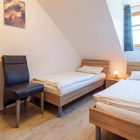 Haus Eisbar 8a Zingst